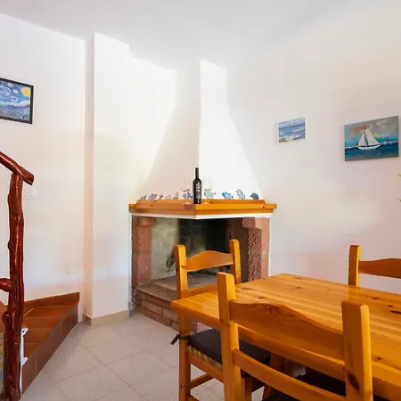 5' From The - Private Veranda & Bbq Holiday home Chia